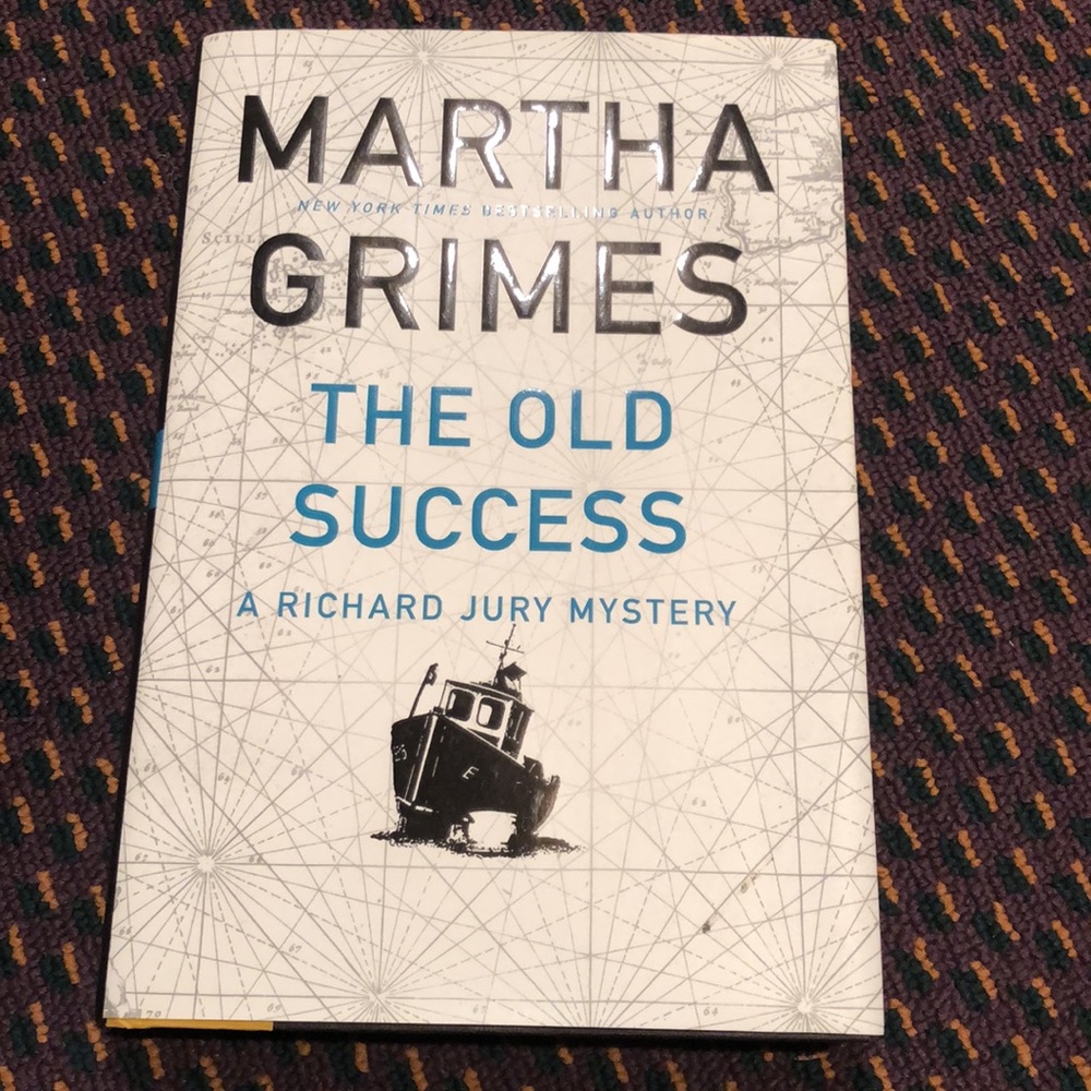 2 Hardcover NY Times best selling author Martha Grimes mystery books - Picture 2 of 16